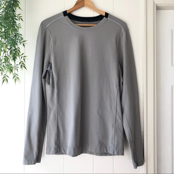 Men’s Lululemon Grey Crew Neck Pullover Large